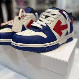 Off-White - Out of office sneakers with Basketball Leather - exclusive